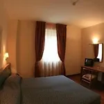 Roma Hotel 3*