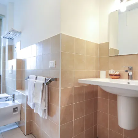 Roma Hotel 3*
