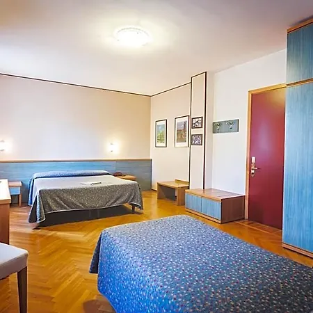 Hotel Roma