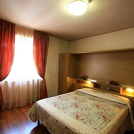 Roma Hotel